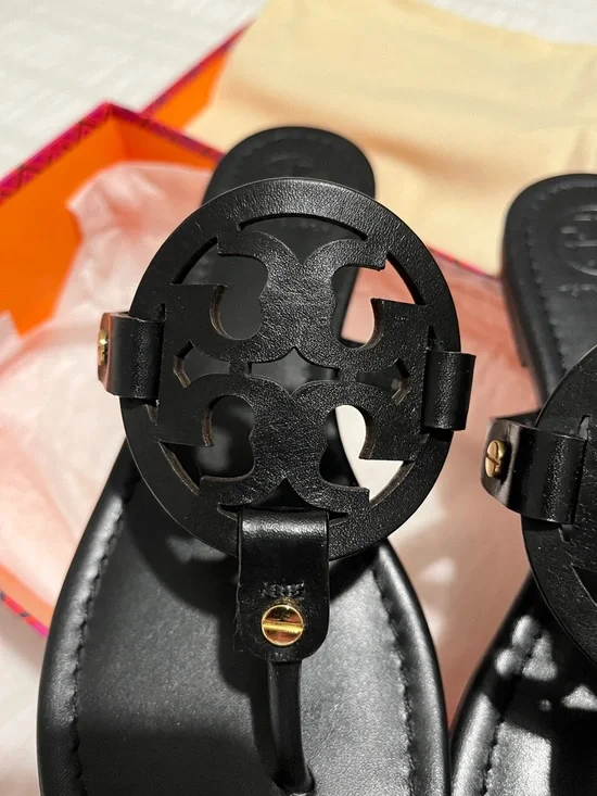 Tory Burch Miller Black Leather Logo Thong Sandals - Picture 2 of 11